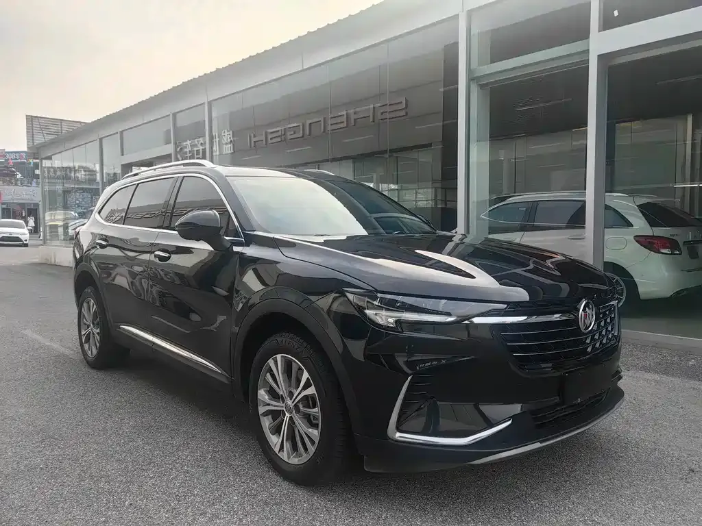 Buick Envision Plus — фото 4