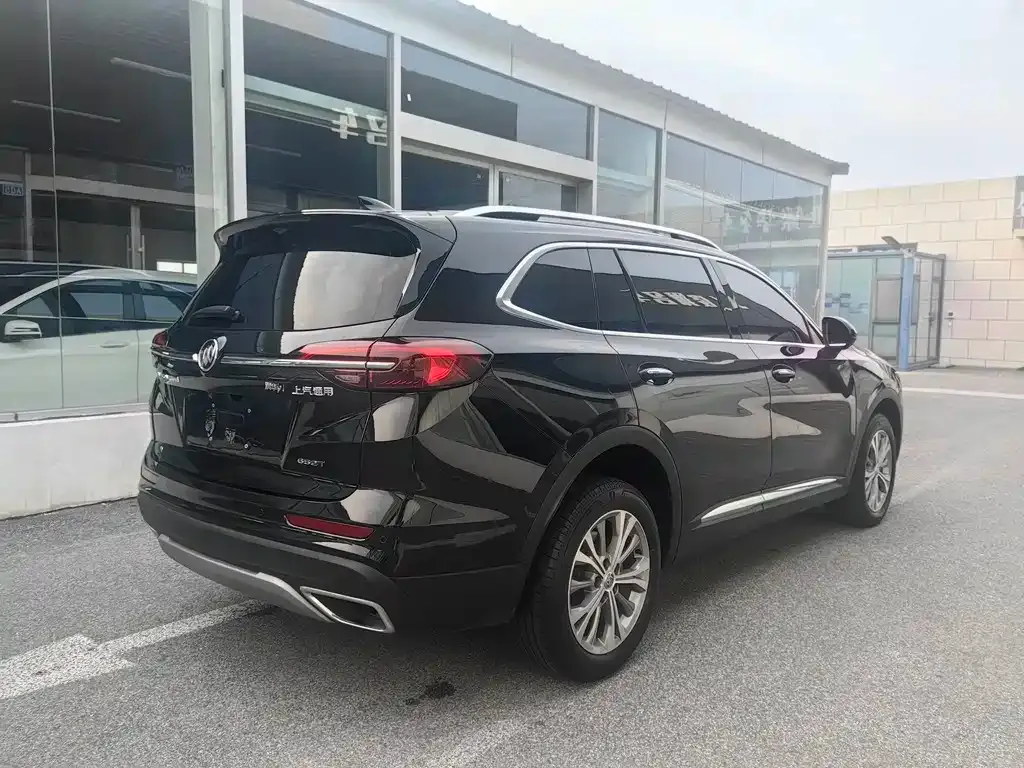 Buick Envision Plus — фото 6