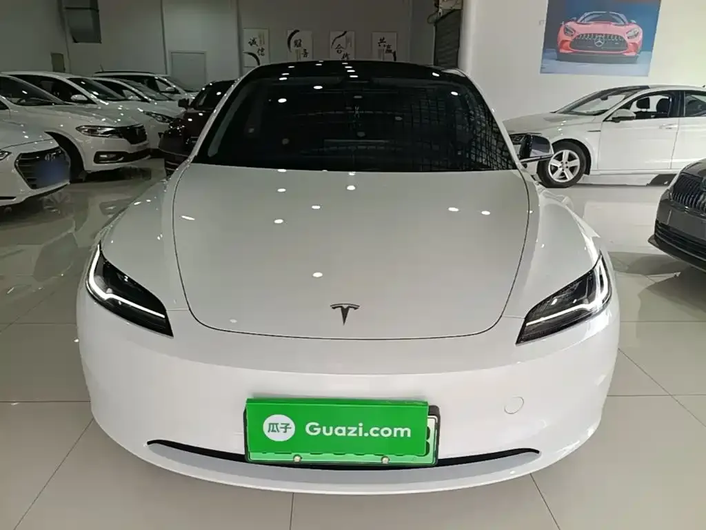 Tesla Model 3 — фото 5