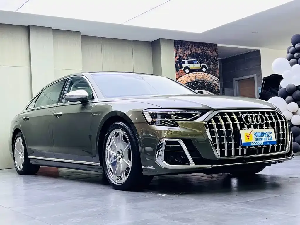 Audi A8 — фото 9