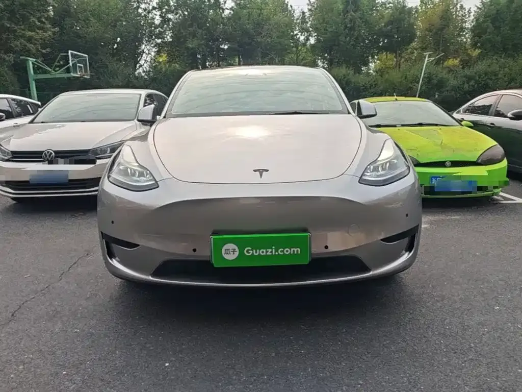 Tesla Model Y — фото 6