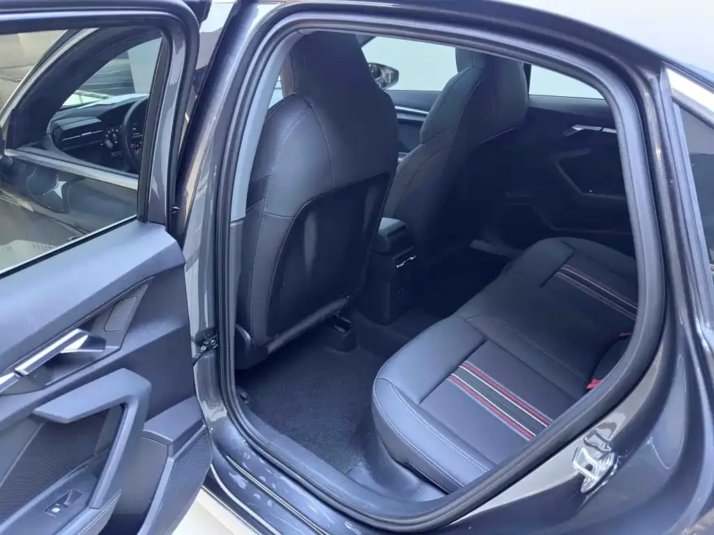 Audi A3 — фото 9