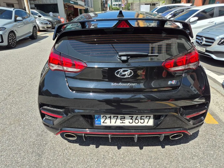 Hyundai Veloster — фото 2