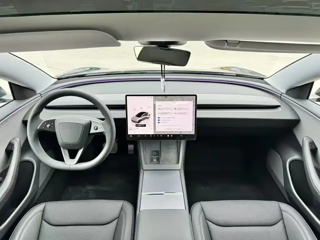 Tesla Model 3 — фото 2