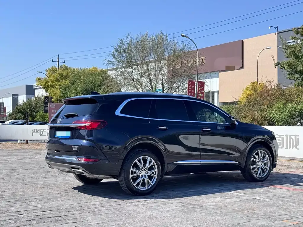 Buick Enclave — фото 6