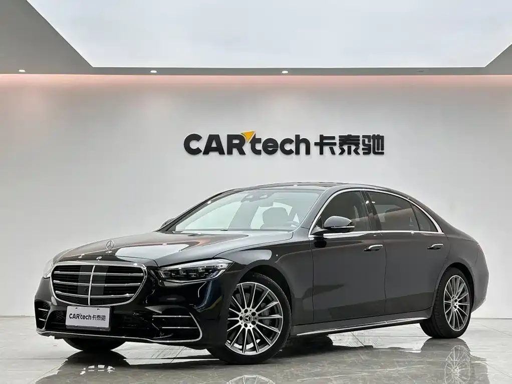 Mercedes-Benz S-Class — фото 1