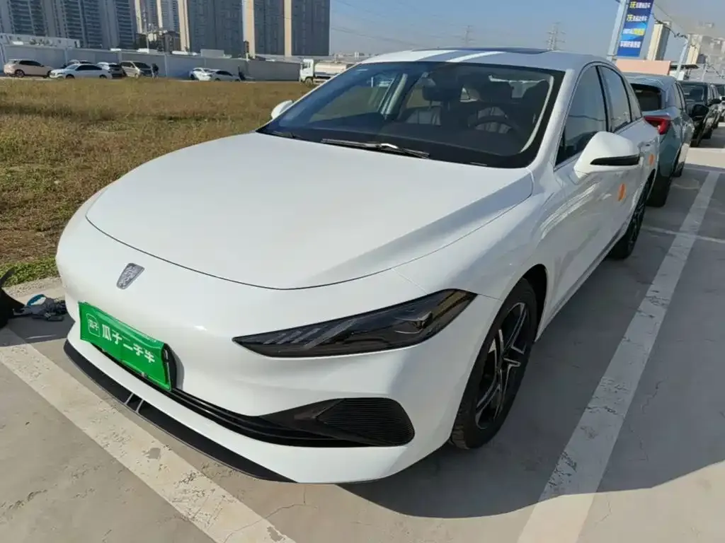Roewe D7 — фото 1