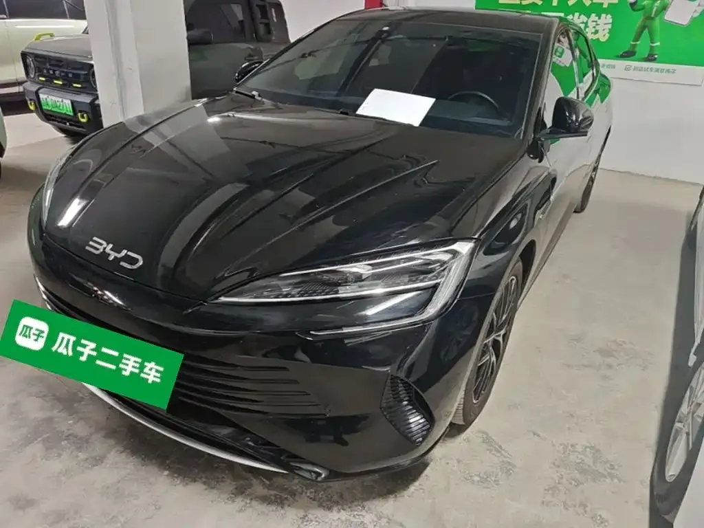 BYD Seal — фото 1