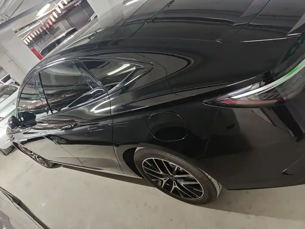 BYD Seal — фото 8