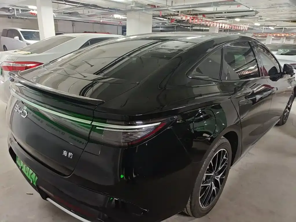BYD Seal — фото 6