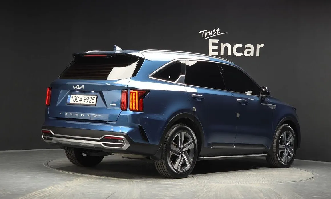 Kia Sorento — фото 6