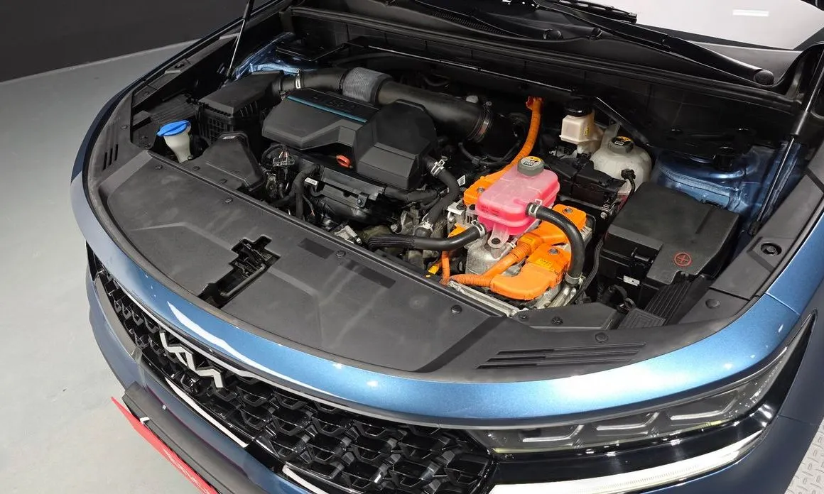 Kia Sorento — фото 10