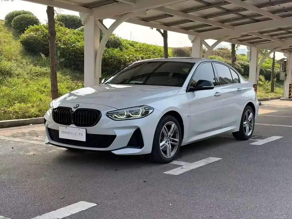 BMW 1 Series — фото 1