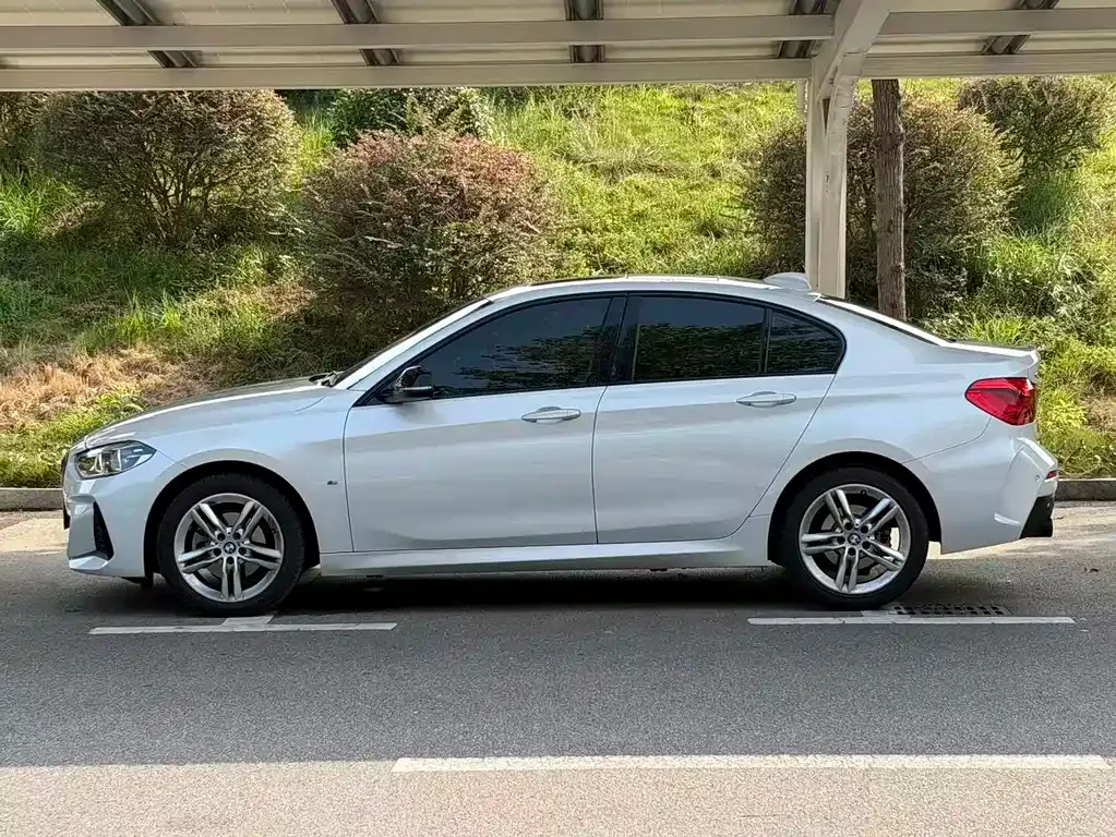 BMW 1 Series — фото 10