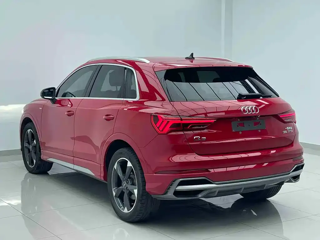 Audi Q3 — фото 5