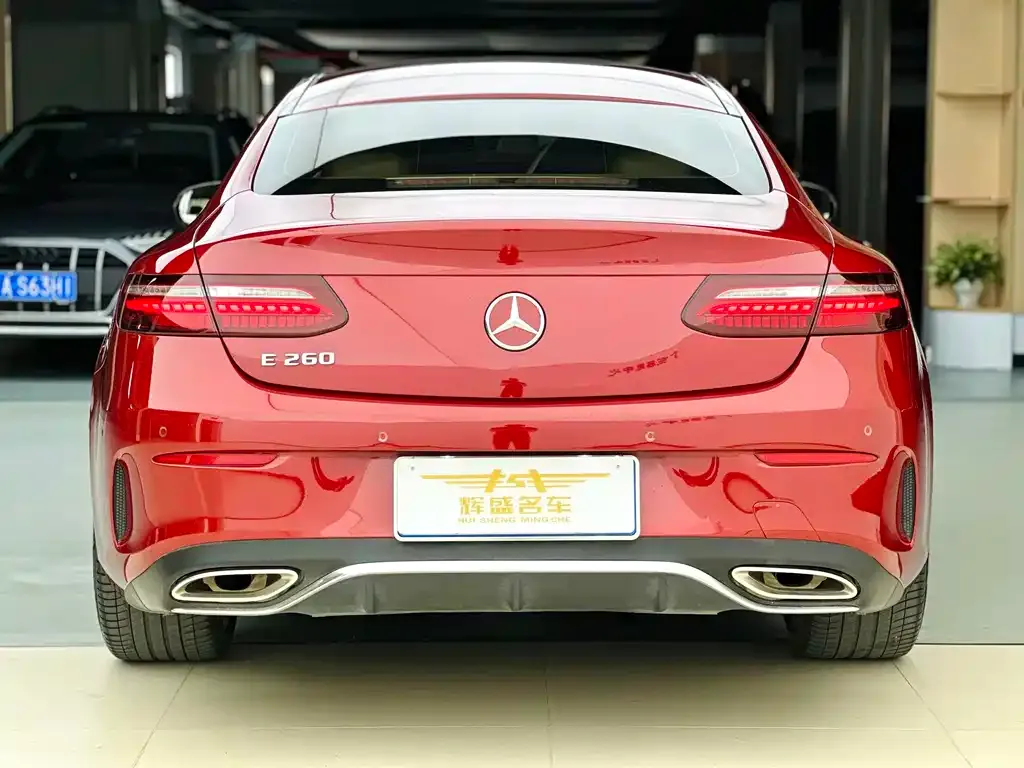Mercedes-Benz E-Class (Import) — фото 4
