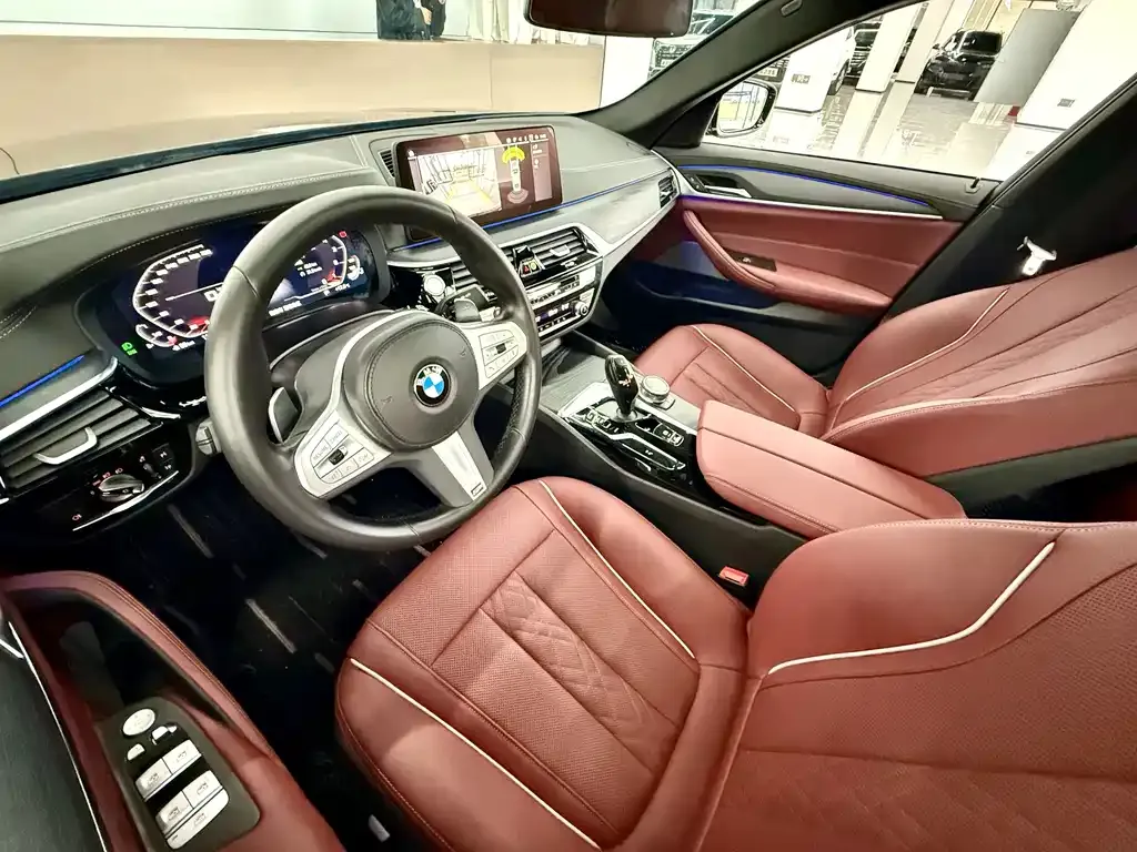BMW 5 Series — фото 5