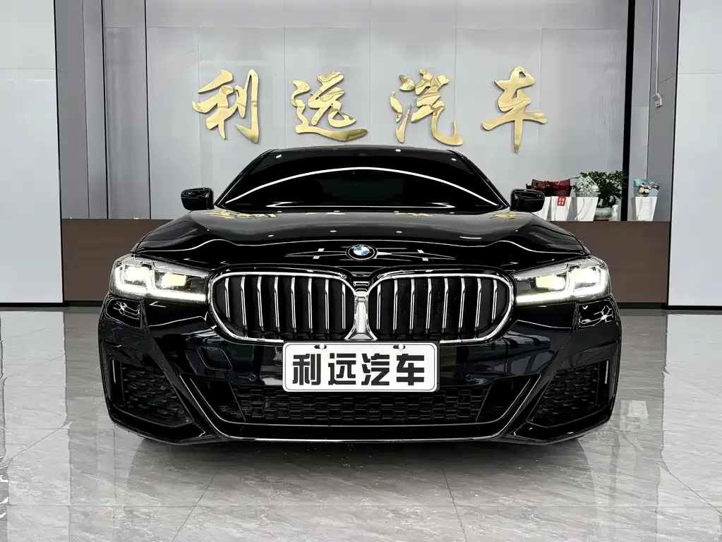 BMW 5 Series — фото 2