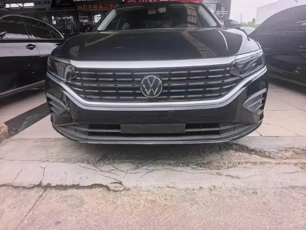 Volkswagen Passat — фото 8