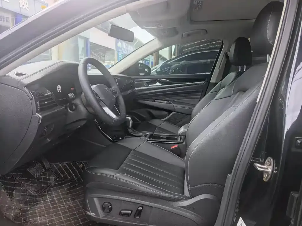 Volkswagen Passat — фото 7