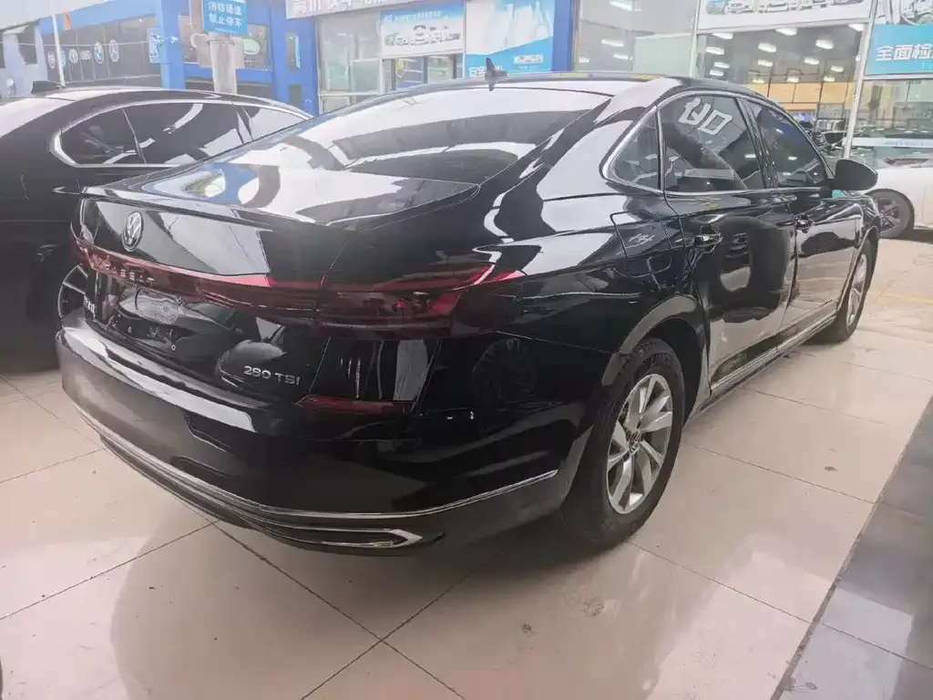 Volkswagen Passat — фото 3