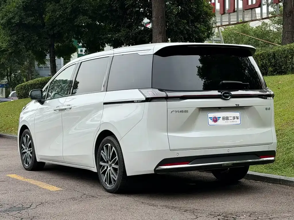 GAC Motor Trumpchi E8 — фото 5