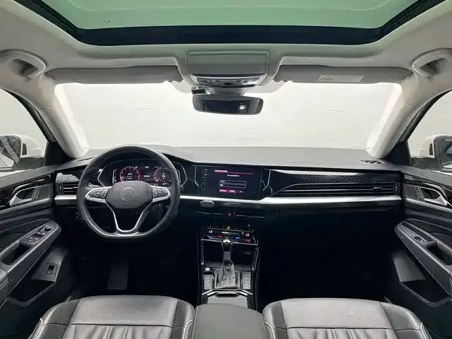 Volkswagen Passat — фото 7