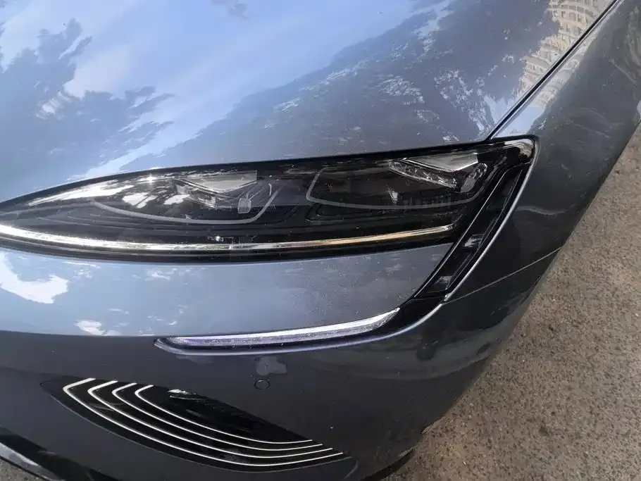 BYD Seal — фото 4