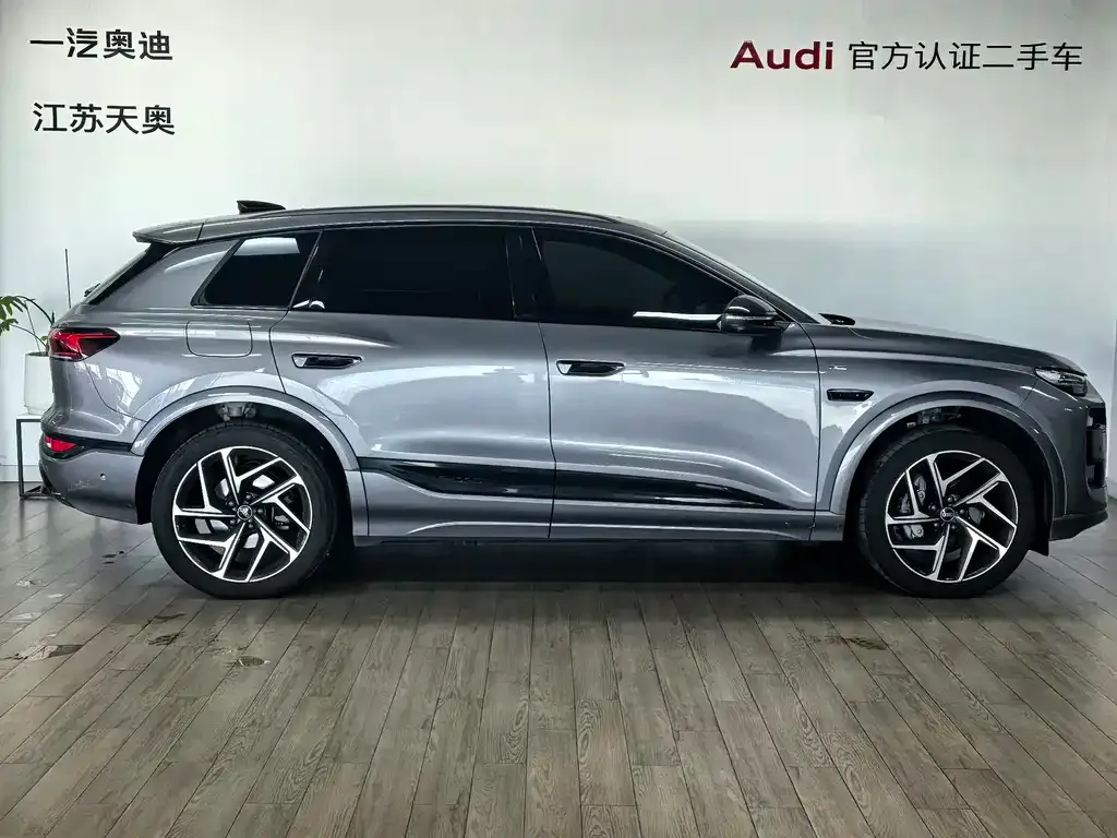 Audi Q6L e-tron — фото 4