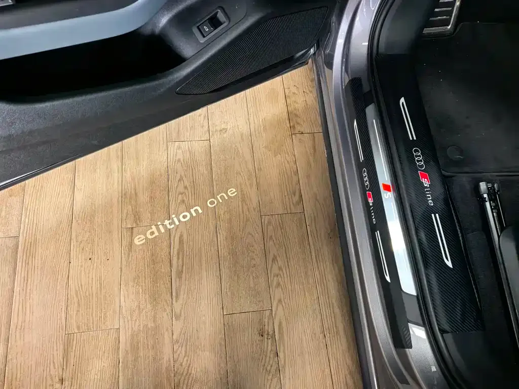 Audi Q6L e-tron — фото 10