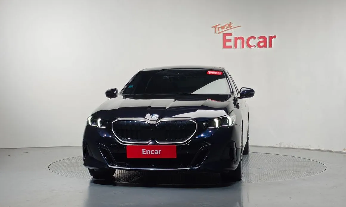 BMW i5 — фото 2