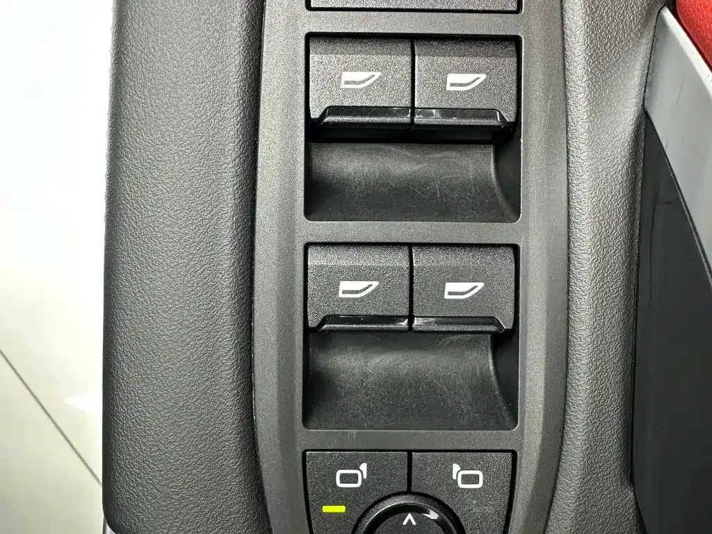BMW X1 — фото 10