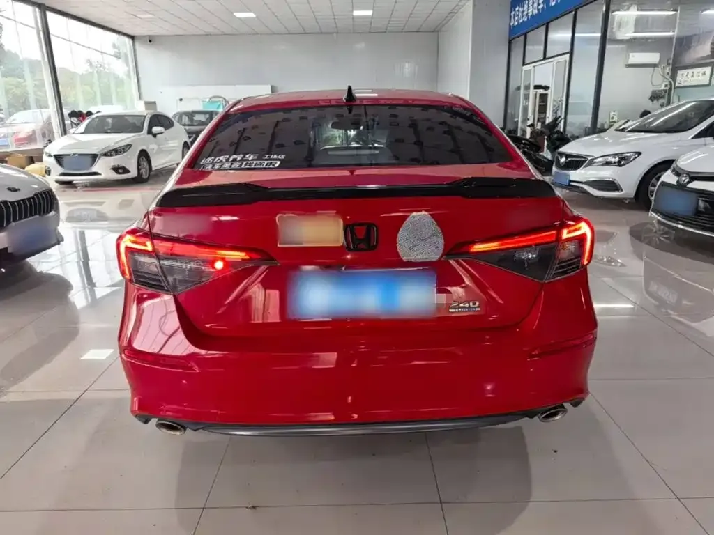 Honda Civic — фото 8