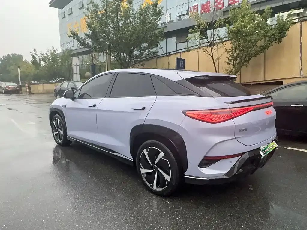 BYD Sealion 07 EV — фото 4