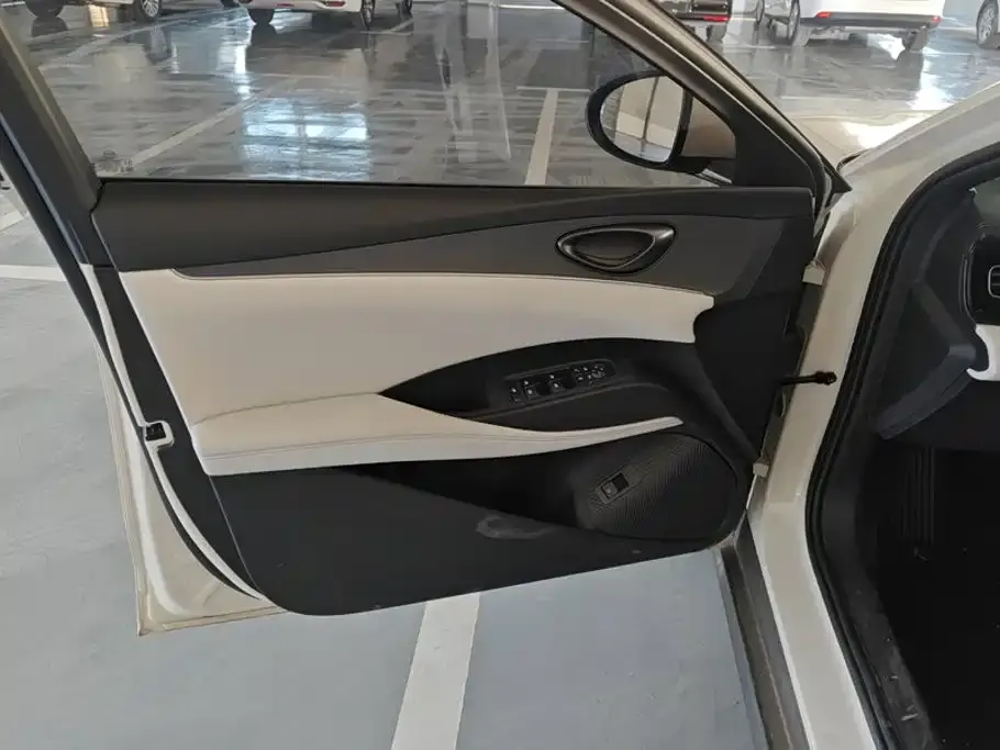 BYD Seal 06 — фото 10