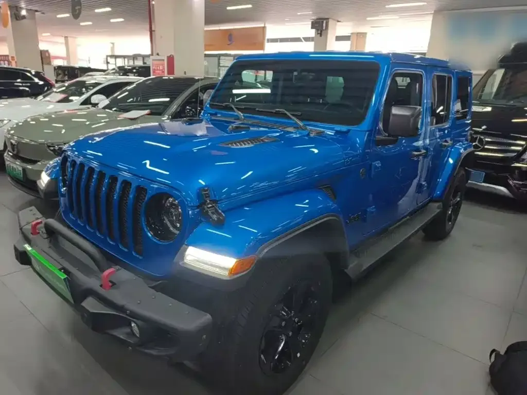 Jeep Wrangler — фото 8