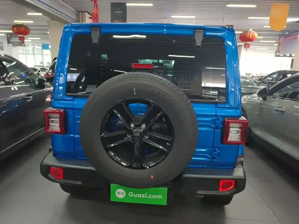 Jeep Wrangler — фото 3