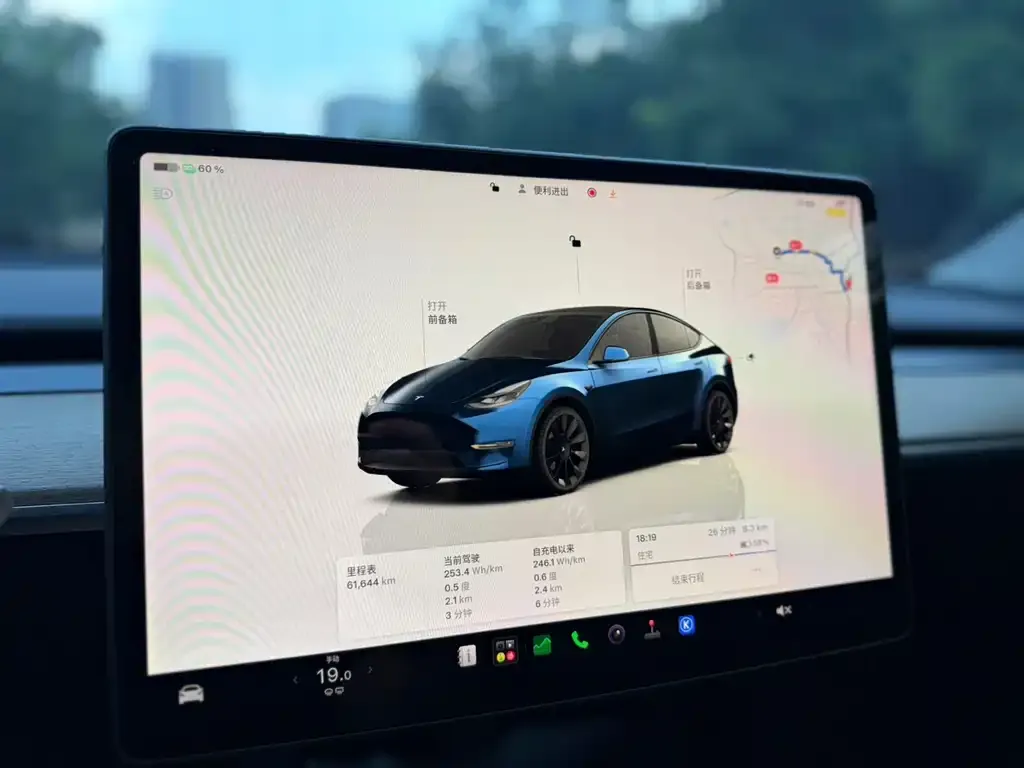 Tesla Model Y — фото 6