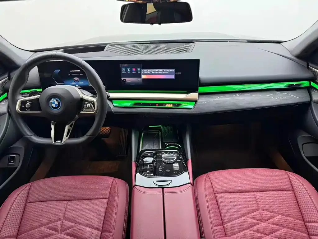 BMW i5 — фото 6