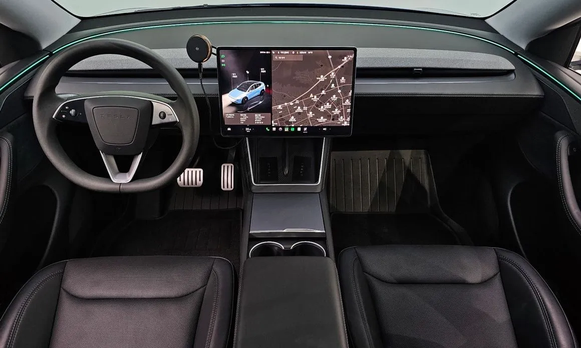 Tesla Model Y — фото 9