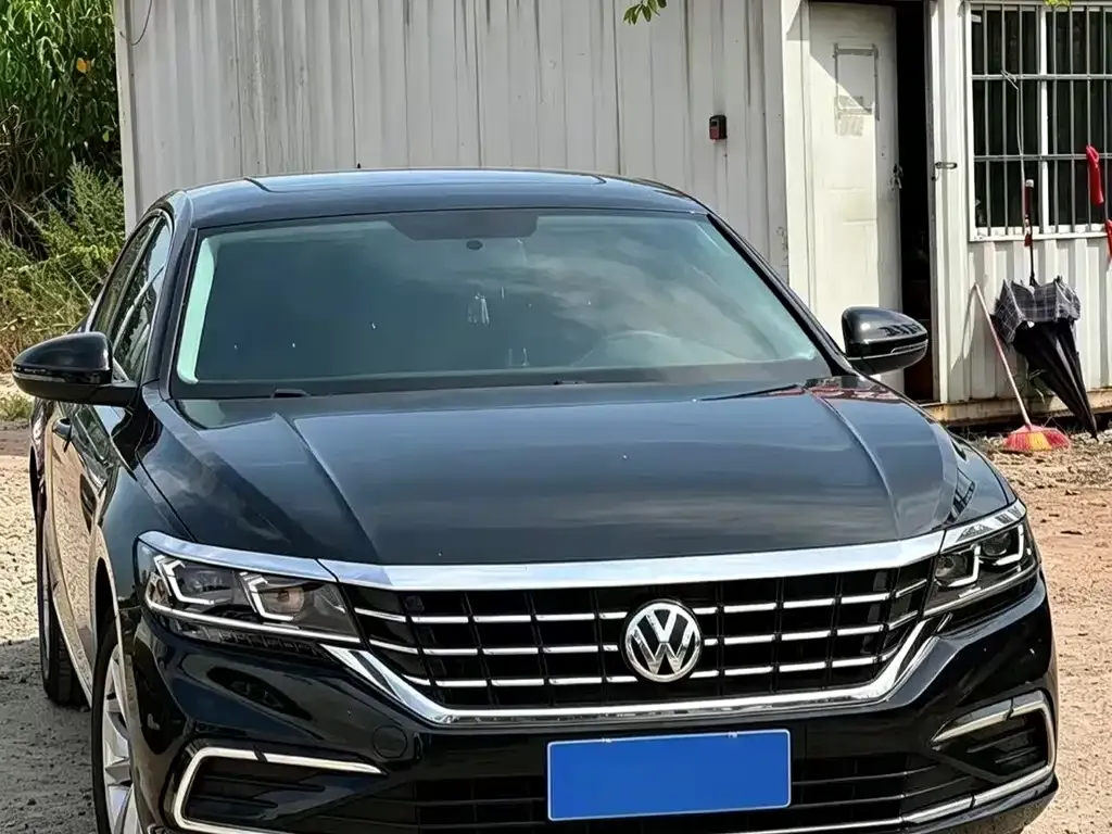 Volkswagen Passat — фото 5