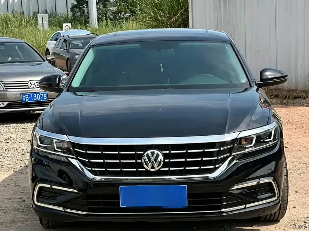 Volkswagen Passat — фото 2