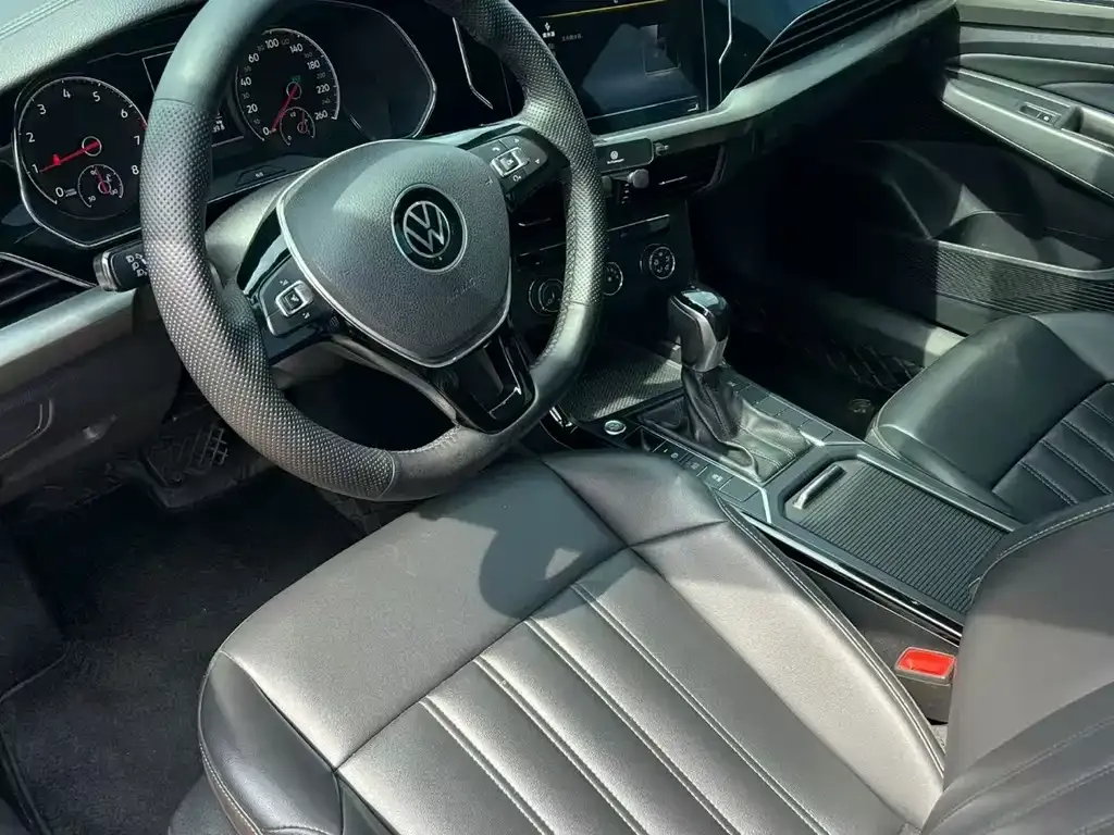 Volkswagen Passat — фото 8