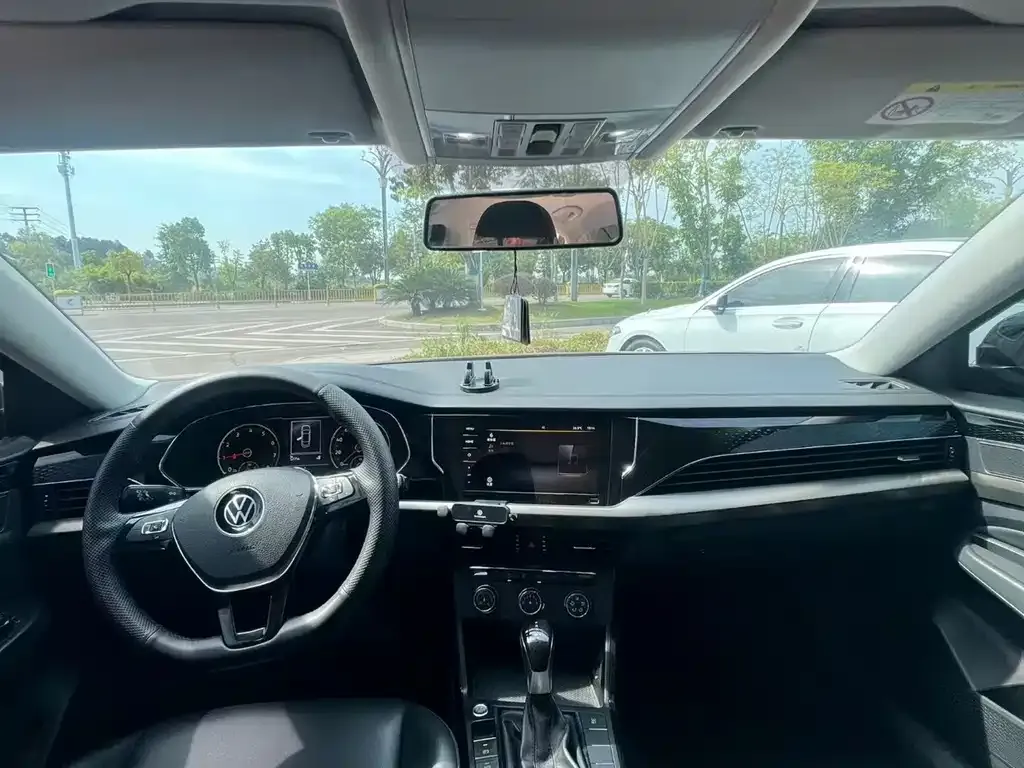 Volkswagen Passat — фото 4