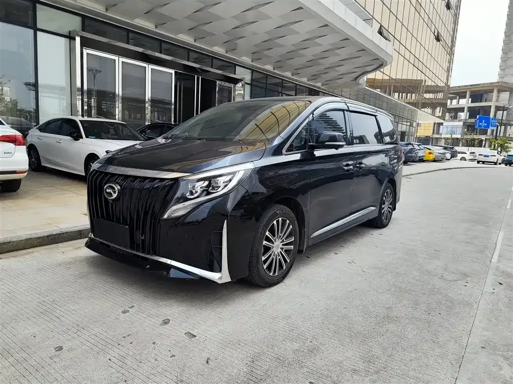 GAC Motor Trumpchi M8 — фото 1