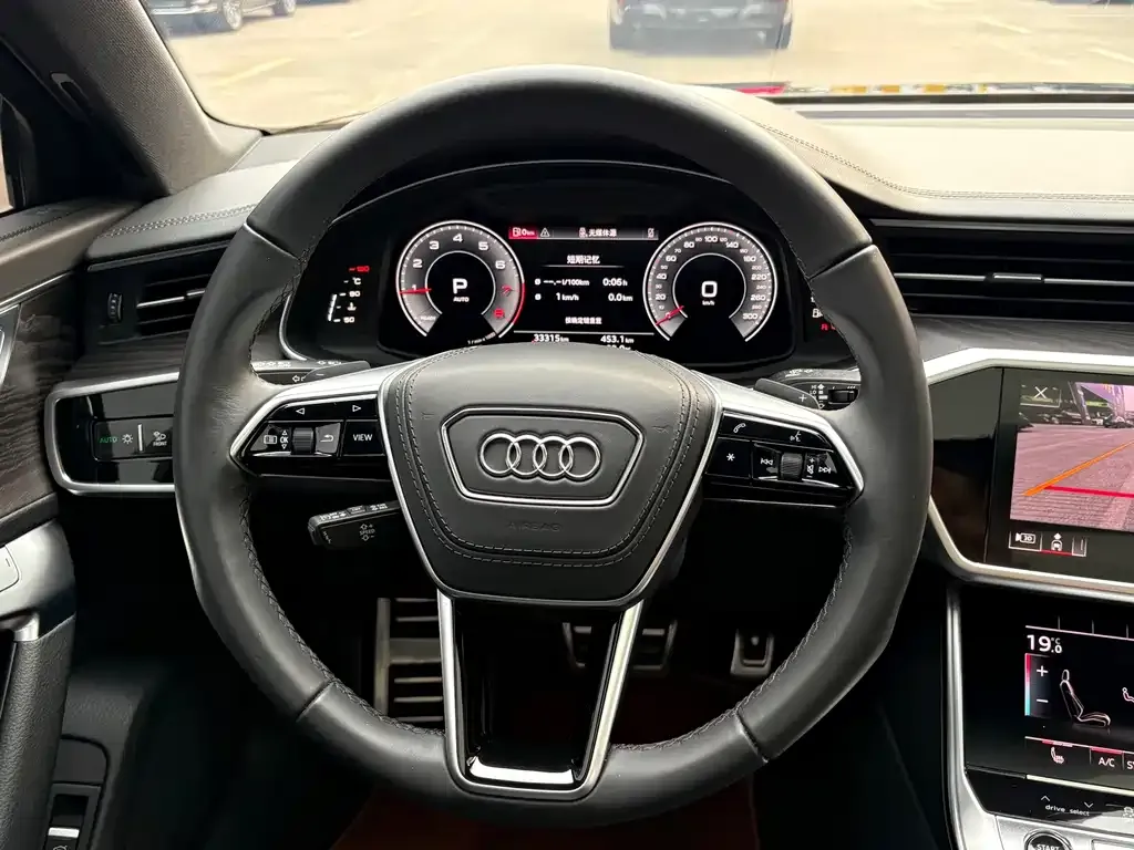 Audi A6L — фото 7
