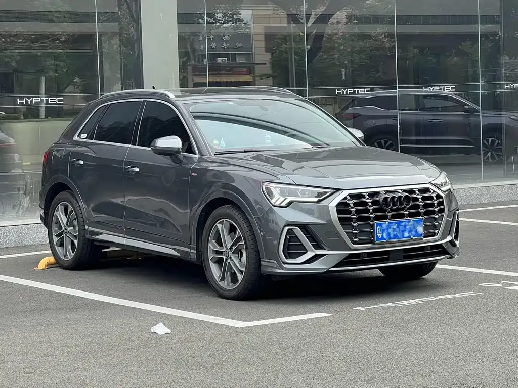 Audi Q3 — фото 9