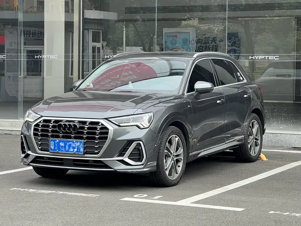 Audi Q3 — фото 5