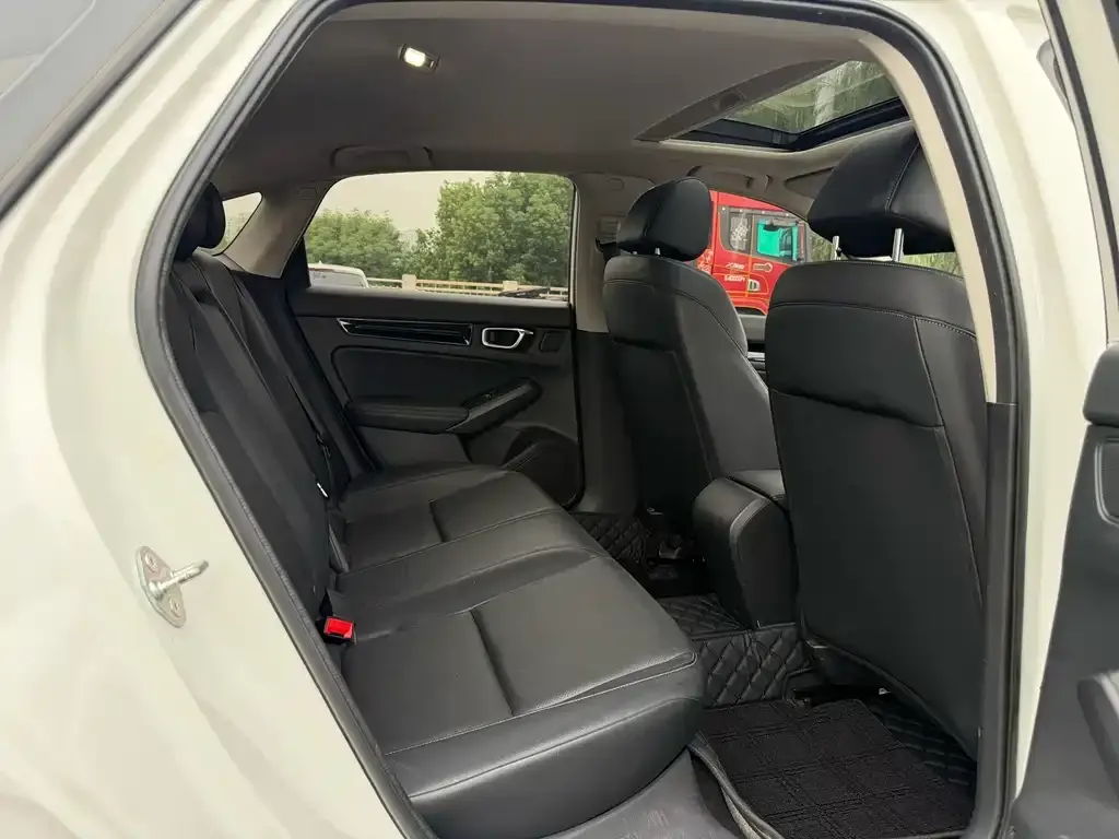Honda Civic — фото 2
