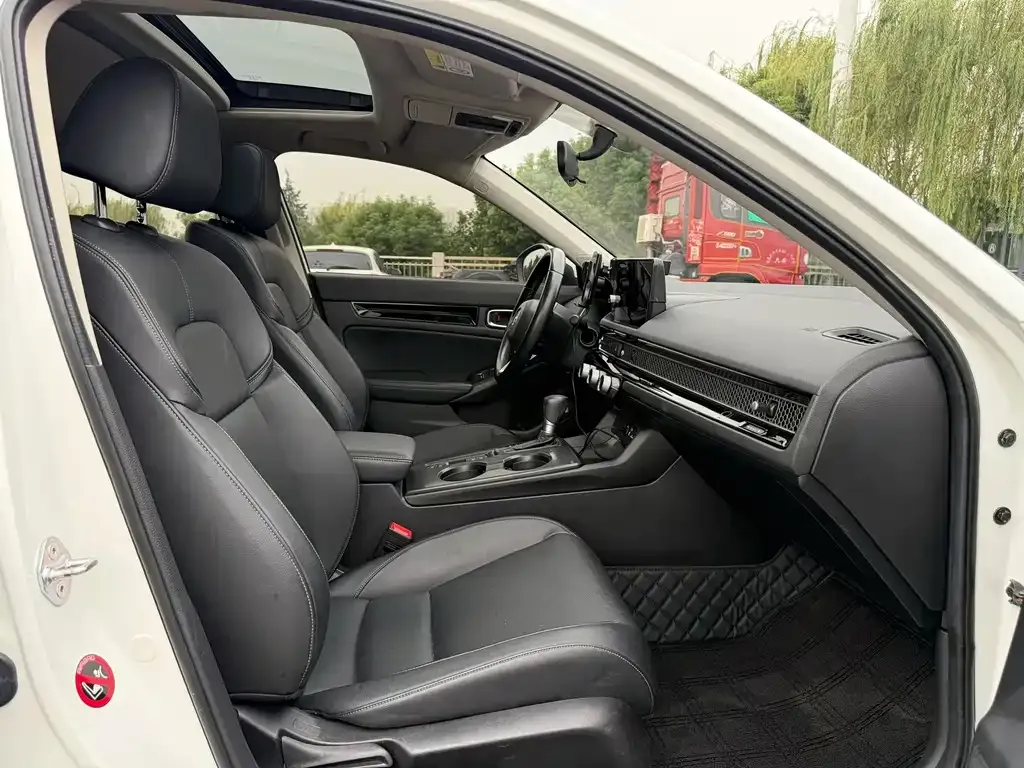 Honda Civic — фото 5